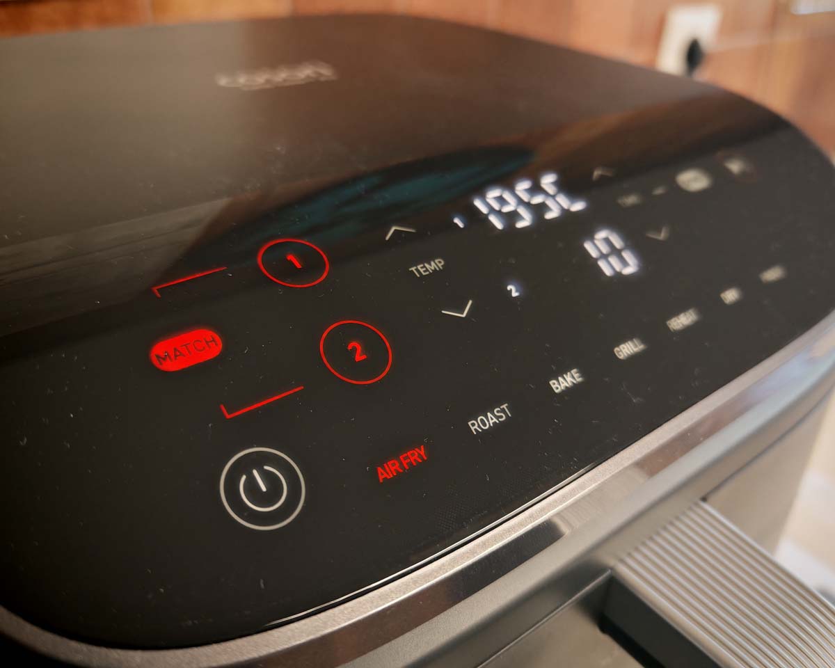 Cosori Turbo Tower Pro Smart Chef Edition panel