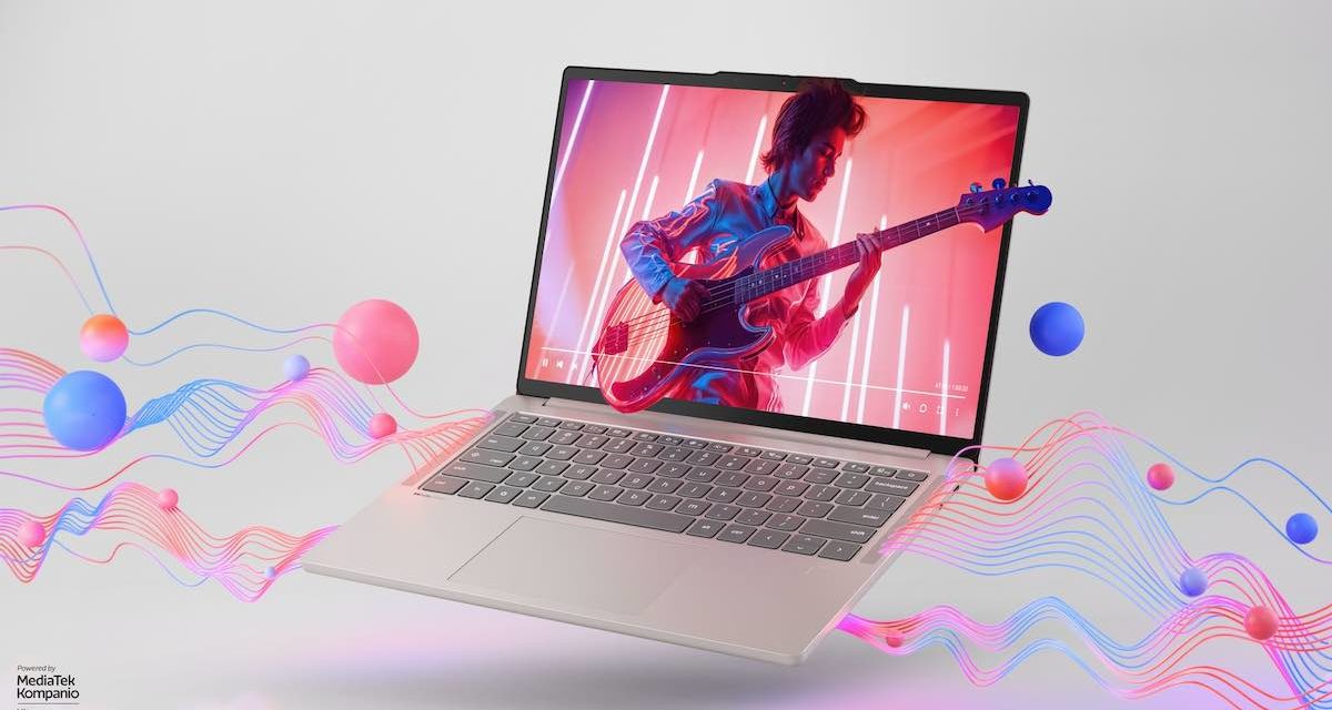 Lenovo Chromebook Plus, un portátil OLED de 14 pulgadas con procesador MediaTek