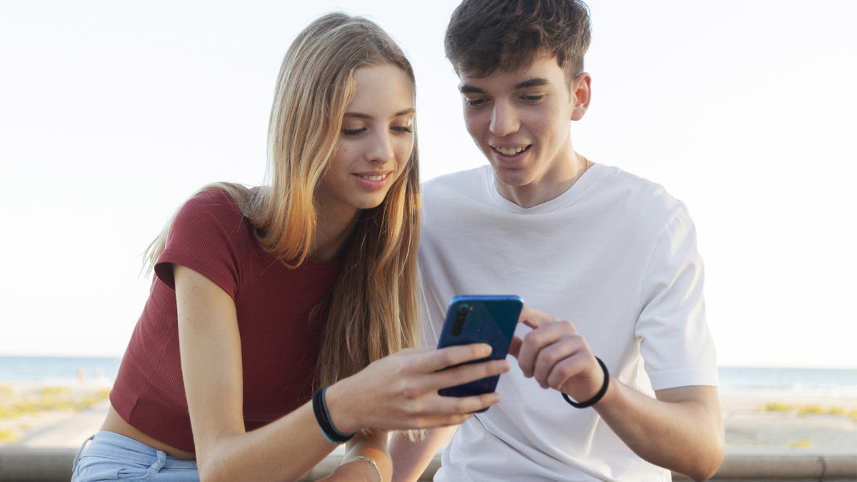 Cómo ver historias de Instagram de una cuenta privada: ¿es posible en 2025? 2 Ver historias privadas en Instagram en 2025 - Pedir a alguien que ya los siga que te muestre las historias
