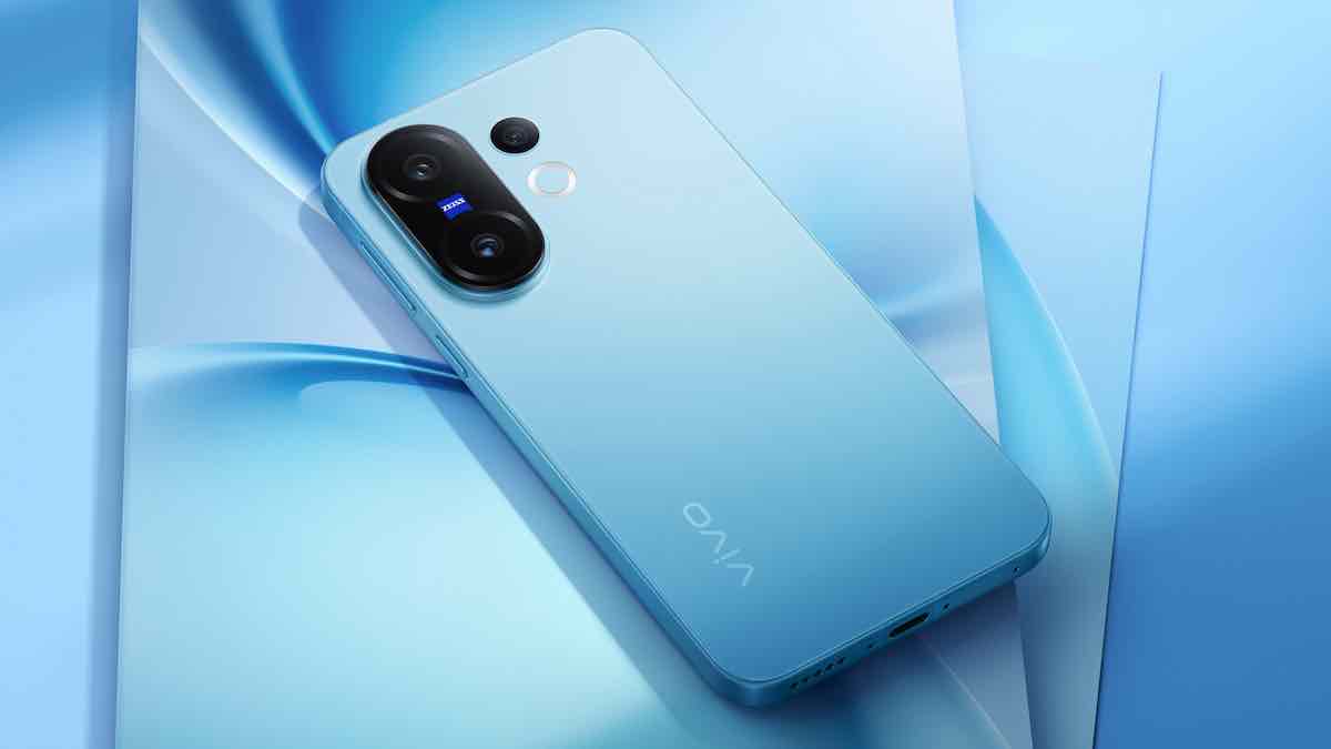 Un móvil de bolsillo con alma de buque insignia: llega el vivo X200 FE 5 Un móvil de bolsillo con alma de buque insignia: llega el vivo X200 FE 4