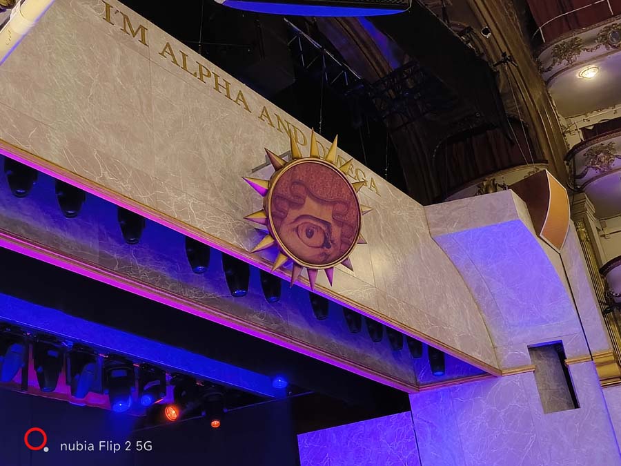 Cámara ZTE nubia Flip 2 5G (11)