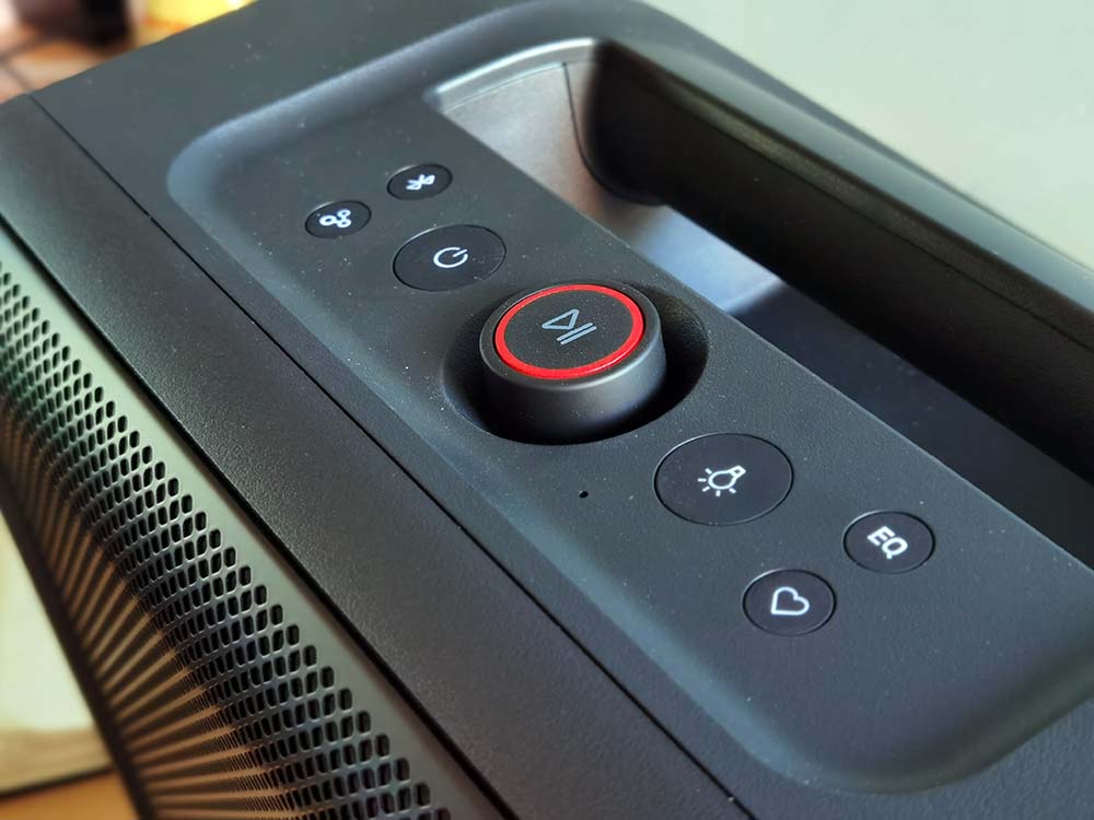 LG Xboom Stage 301: nuestra experiencia con este altavoz de sobremesa 8 lg-xboom-stage-301-7
