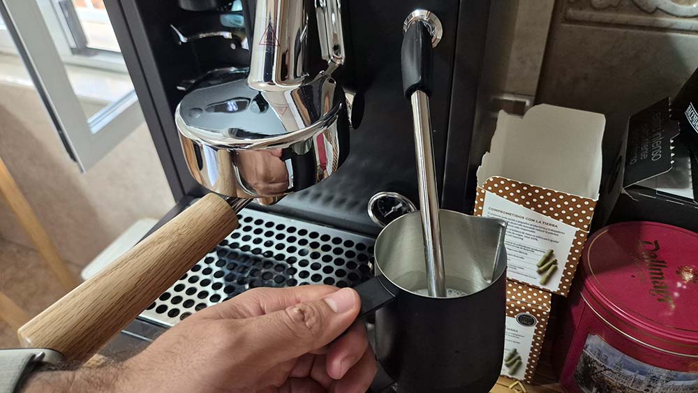 Mi experiencia con la cafetera Loewe aura.pure tras dos semanas de uso 18 Mi experiencia con la cafetera Loewe aura.pure tras dos semanas de uso 17