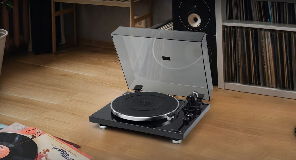 El vinilo contraataca: Muse MT 109 BTO, el tocadiscos que habla el idioma de tus altavoces inalámbricos 1 MUSE-MT-109-BTO-foto01