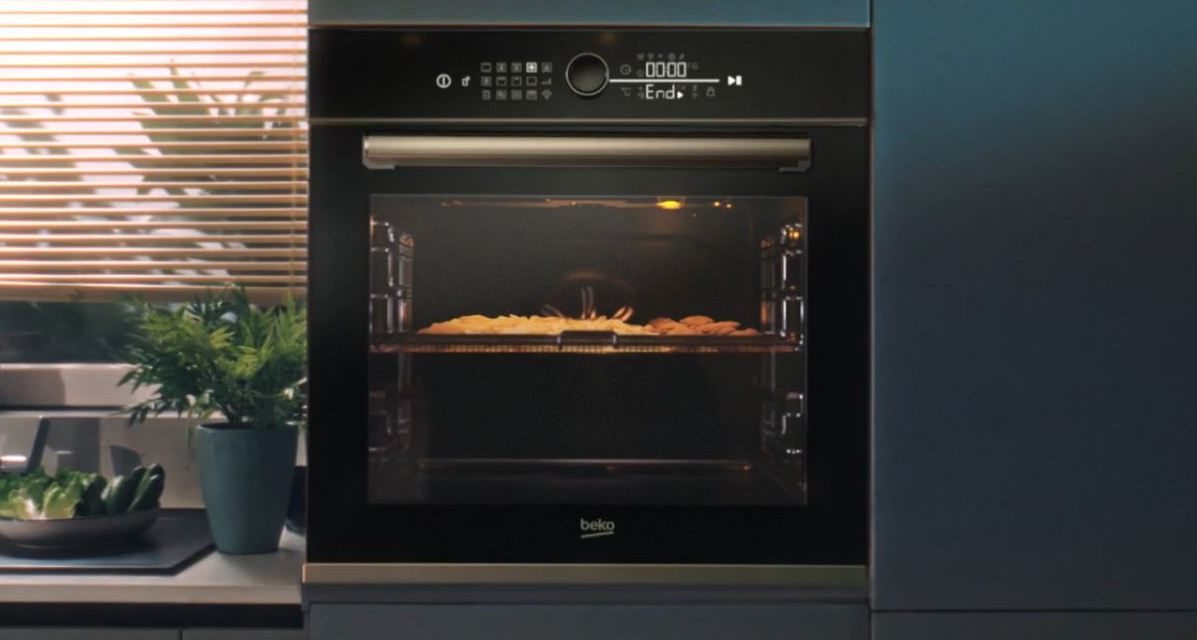 Beko BBIMA13302BMPE, un horno multifunción pirolítico con tecnología AeroPerfect