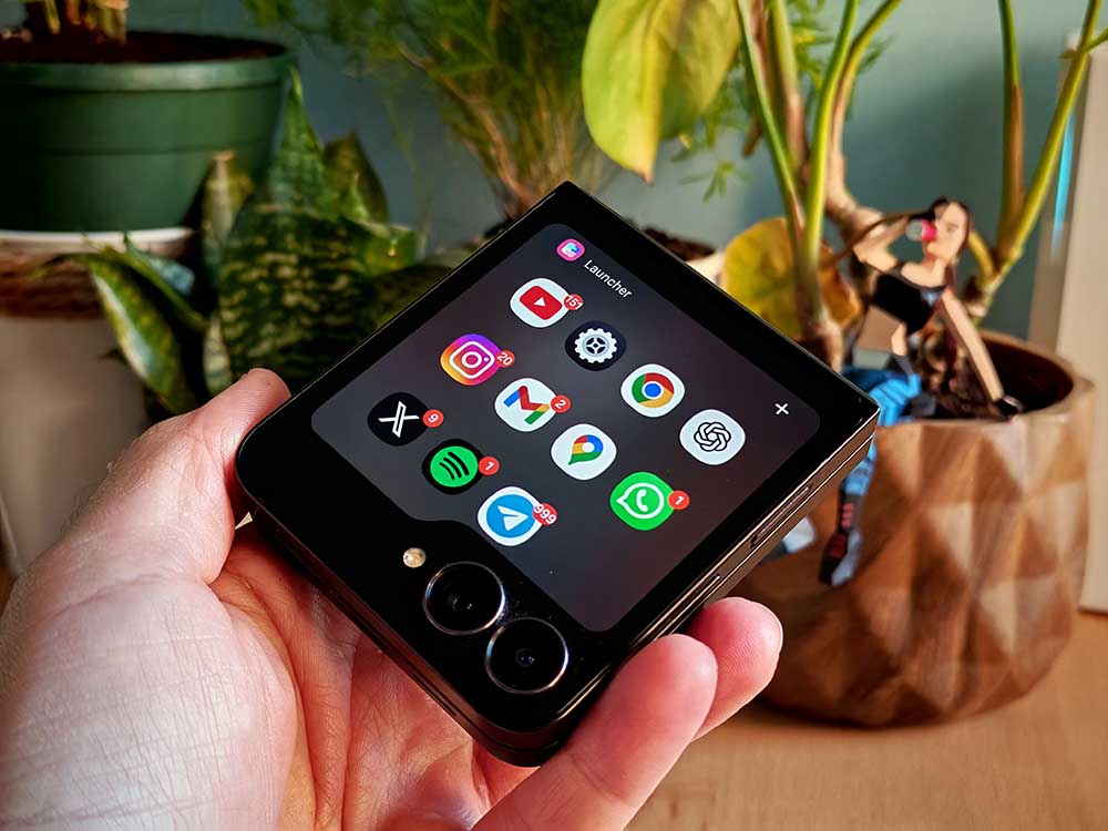 samsung-galaxy-z-flip7-fe-18