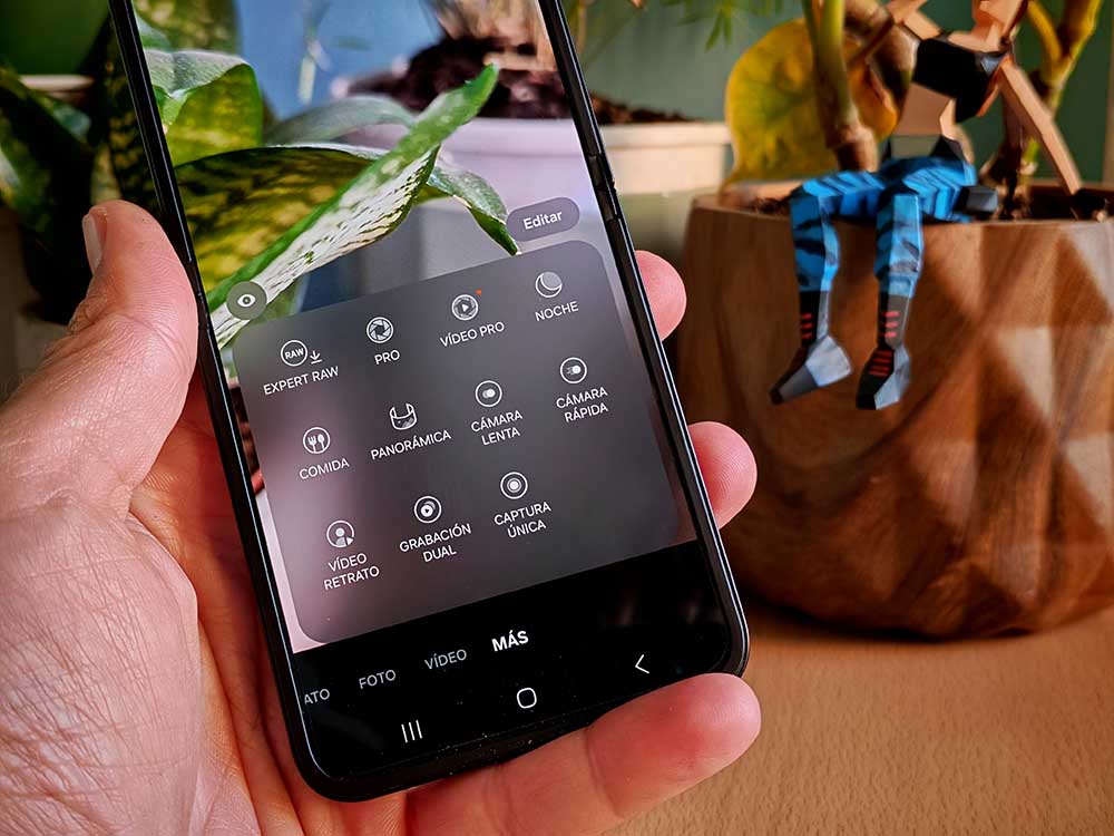 samsung-galaxy-z-flip7-fe-22