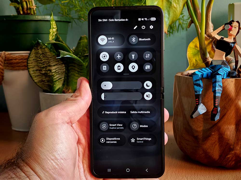 samsung-galaxy-z-flip7-fe-34