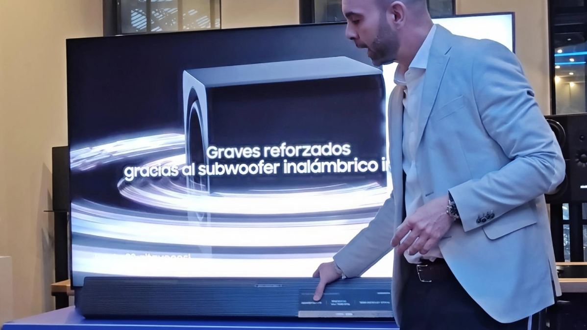 Así mejoran la experiencia de audio en el salón las nuevas tecnologías de las barras de sonido Samsung 1