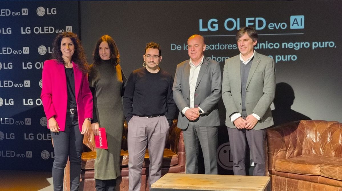 LG OLED evo AI Juan Antonio Bayona