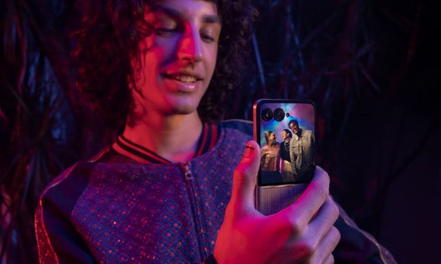 motorola razr 60 Ultra, un móvil plegable con estilo y triple cámara de 50 MP