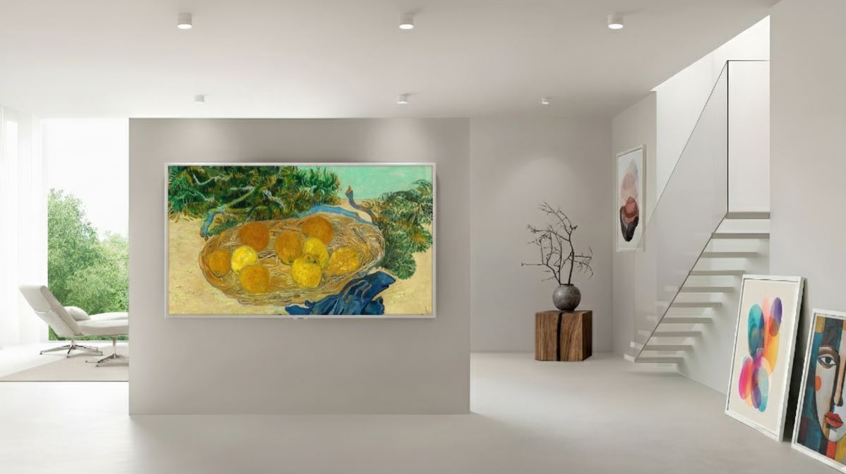 Un televisor pensado para colgarse como un cuadro de museo, así funciona LG Gallery TV