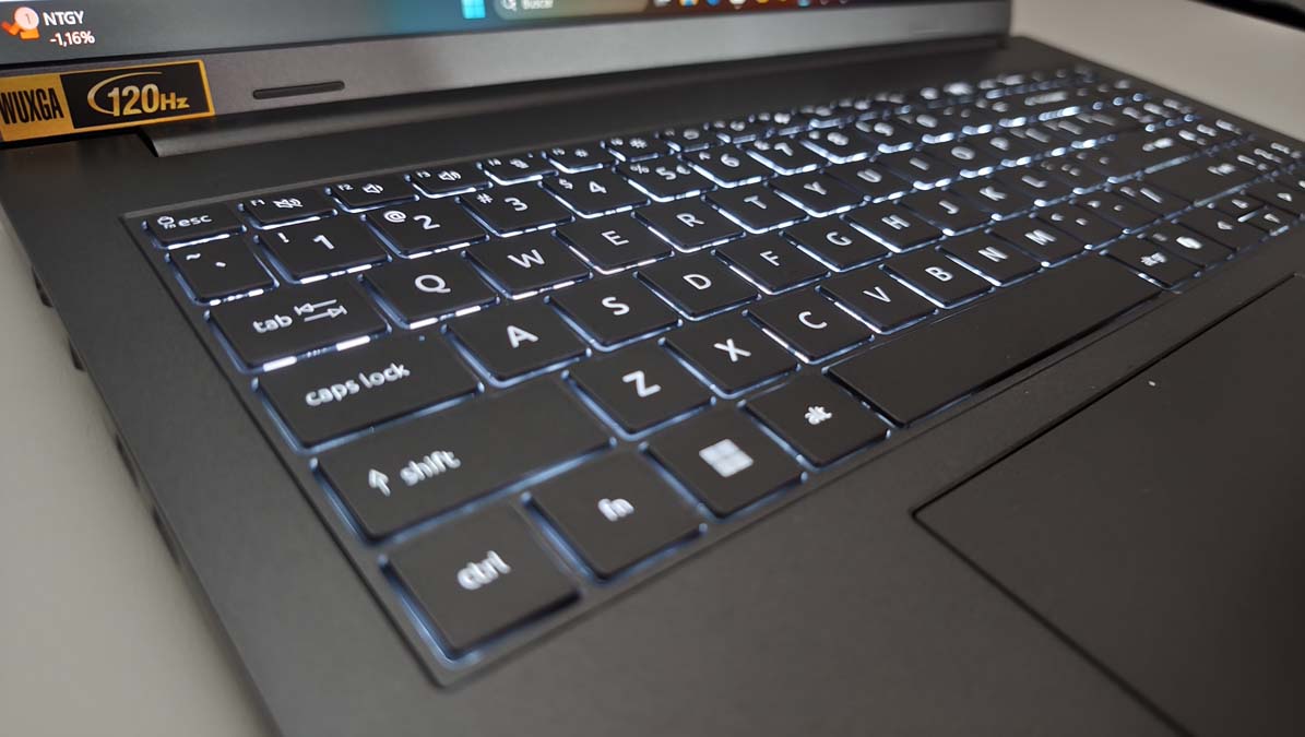Mi experiencia con el ordenador portátil Acer Aspire 16 AI tras tres semanas de uso 11 Acer Aspire 16 AI (3)