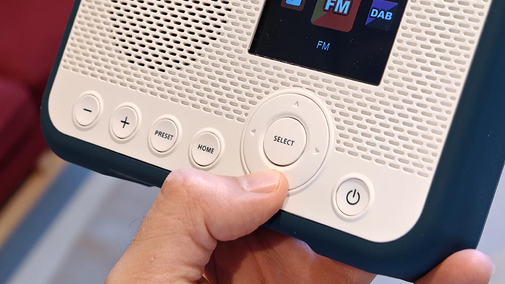 Mi experiencia con la radio portátil Sangean WFR-39 tras un mes de uso 6