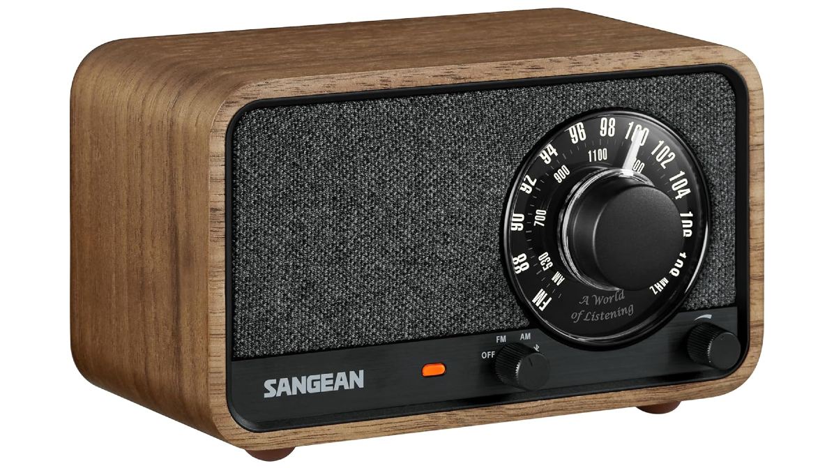 Sangean WR-8 2