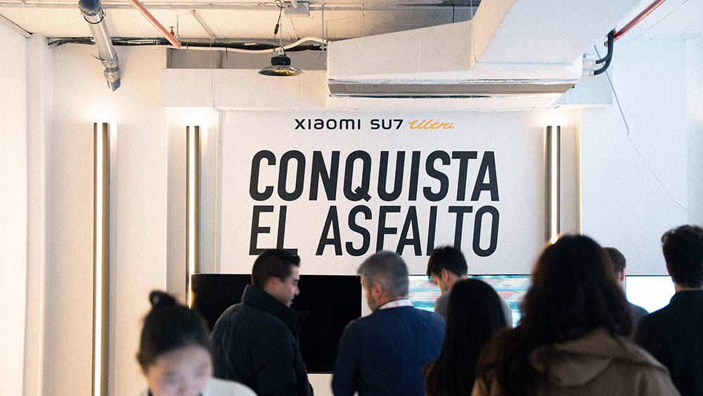xiaomi su7 ultra conducir
