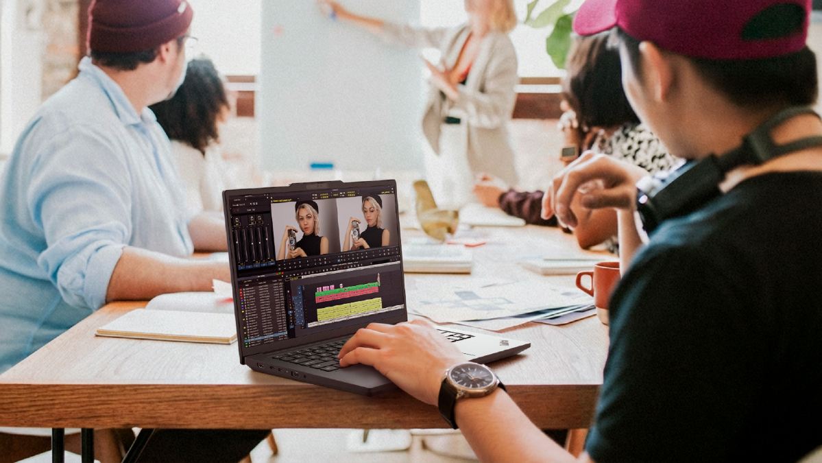 Lenovo potencia sus estaciones de trabajo ThinkPad y ThinkStation P con más IA 6 Lenovo ThinkPad P14s i Gen 7