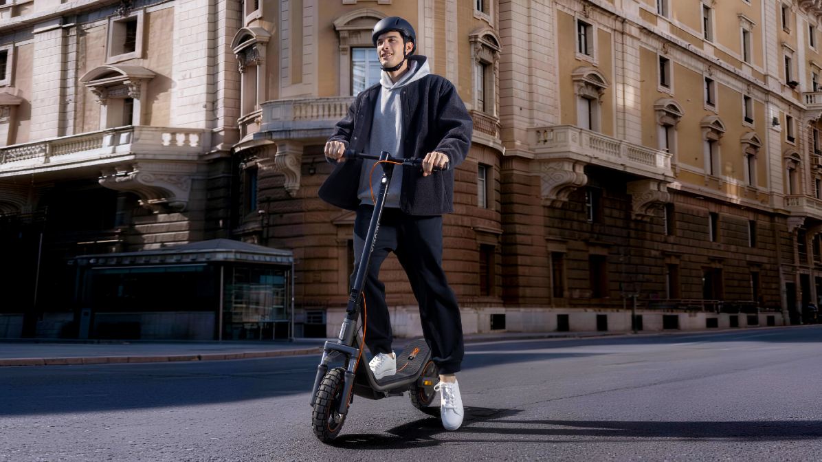 Xiaomi Electric Scooter 6 Series, patinetes versátiles para ciudad o para la tierra 4 Xiaomi Electric Scooter 6 Pro