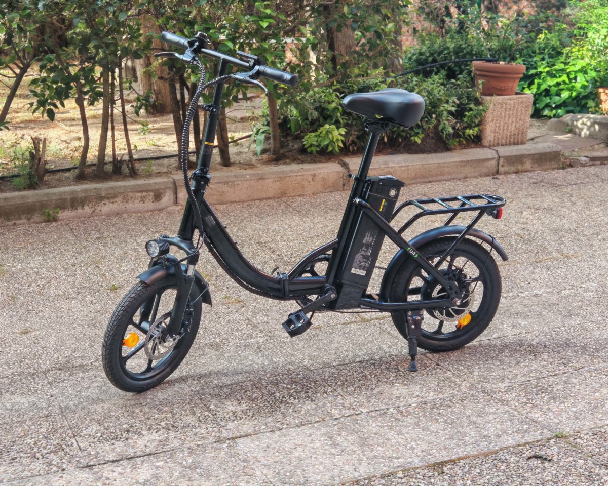 isinwheel U4, una bicicleta eléctrica plegable con 500 W de potencia y 88 km de autonomía 1 isinwheel U4 (10)