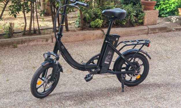 isinwheel U4, una bicicleta eléctrica plegable con 500 W de potencia y 88 km de autonomía