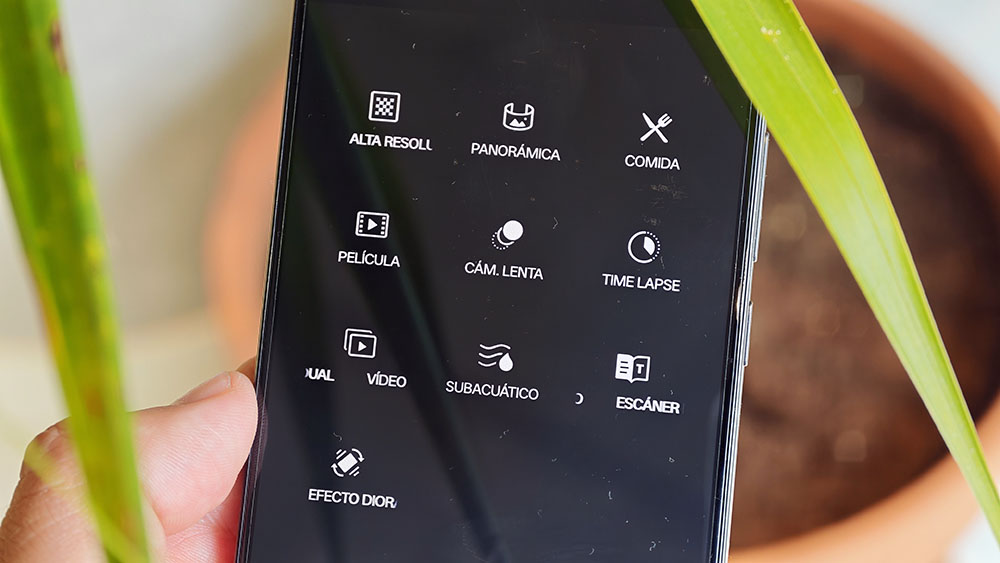 realme-16-23