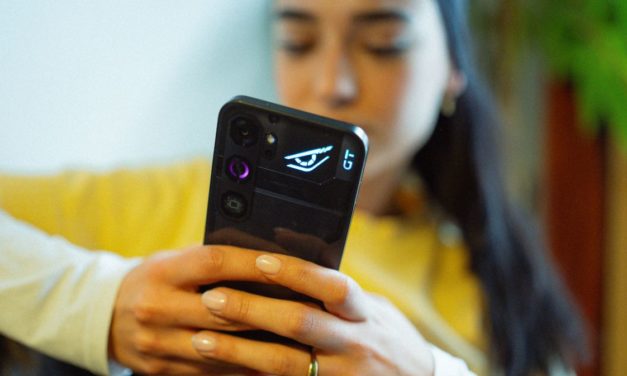 ZTE nubia Neo 5 GT, un móvil con diseño y componentes gaming por menos de 400 euros