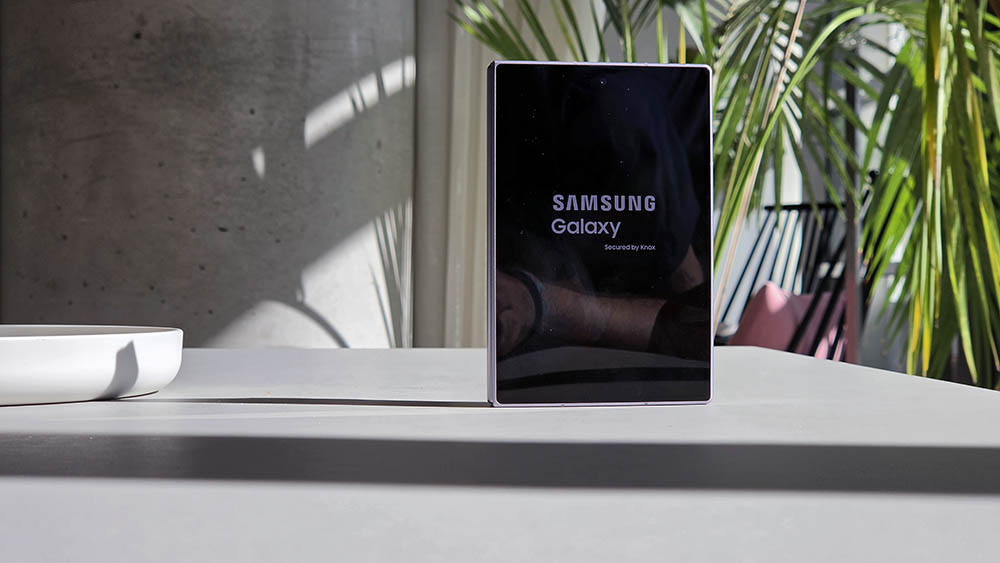 samsung-galaxy-z-fold8-1
