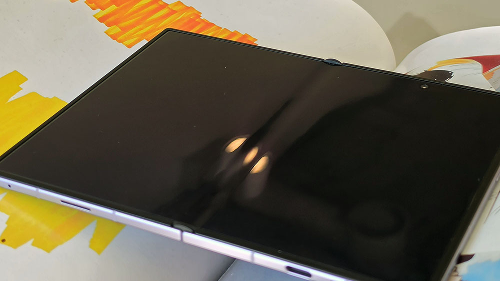 samsung-galaxy-z-fold8-16
