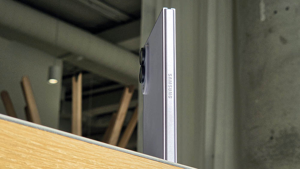 samsung-galaxy-z-fold8-4