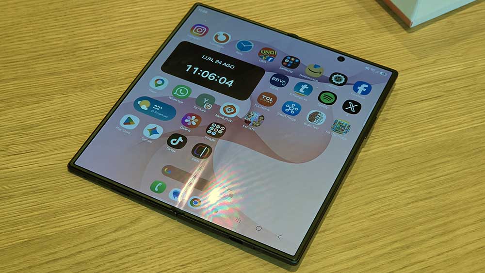 samsung-galaxy-z-fold8-ultra-12