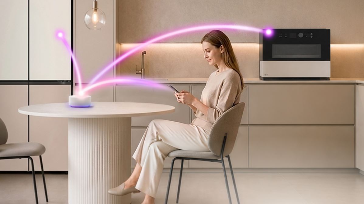 LG ThinQ Claw