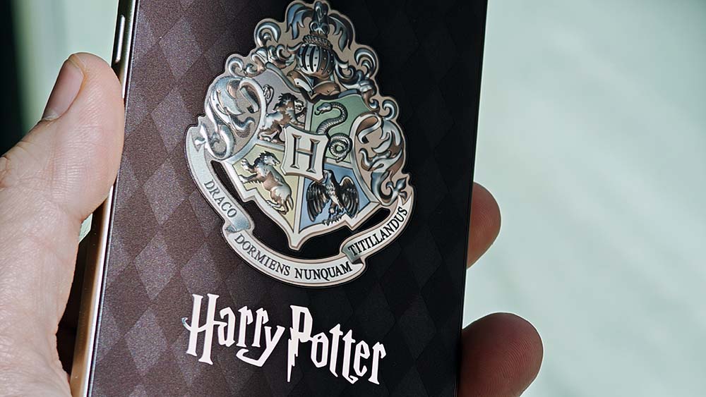 realme-16-pro-harry-potter-6