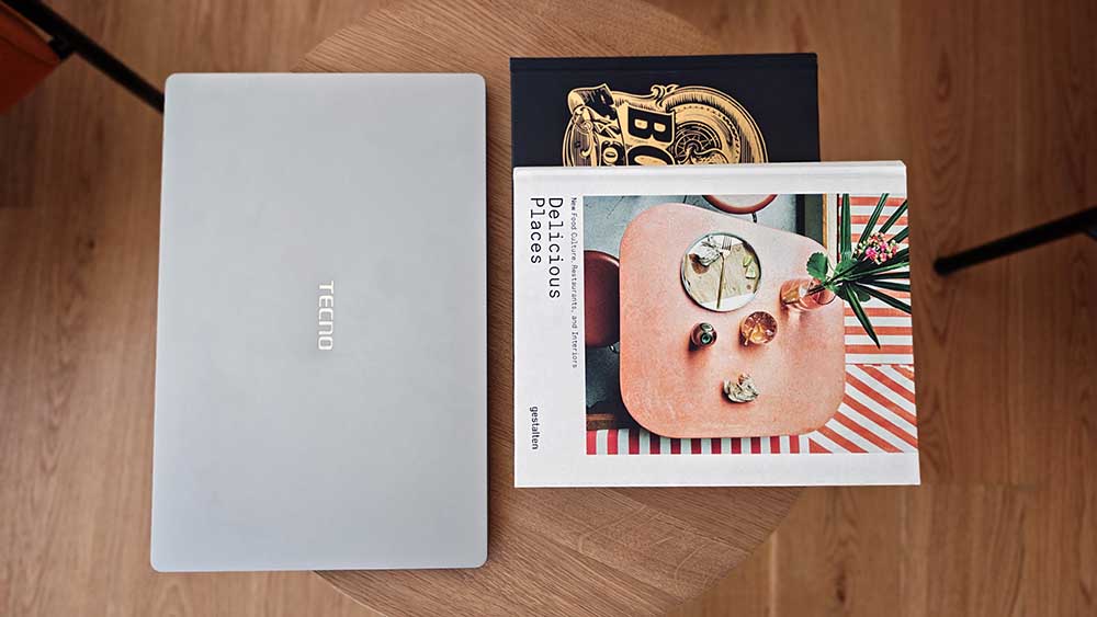 Tecno-Megabook-1
