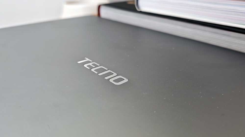 Tecno-Megabook-3