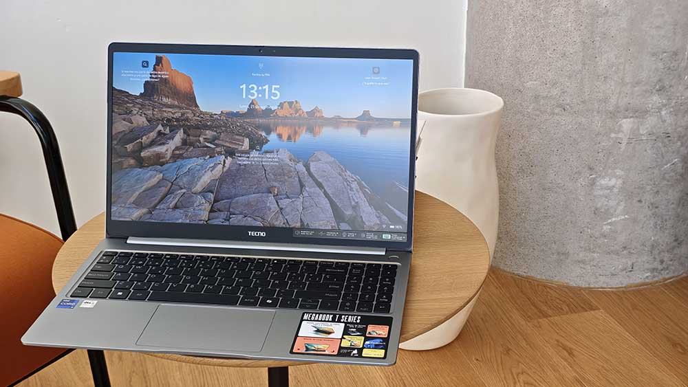 Tecno-Megabook-8