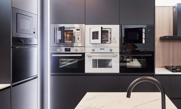 Más eficientes y con nuevas funciones: así es la nueva familia de hornos y microondas de Hisense