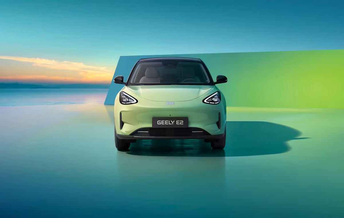 Geely E2 (19)