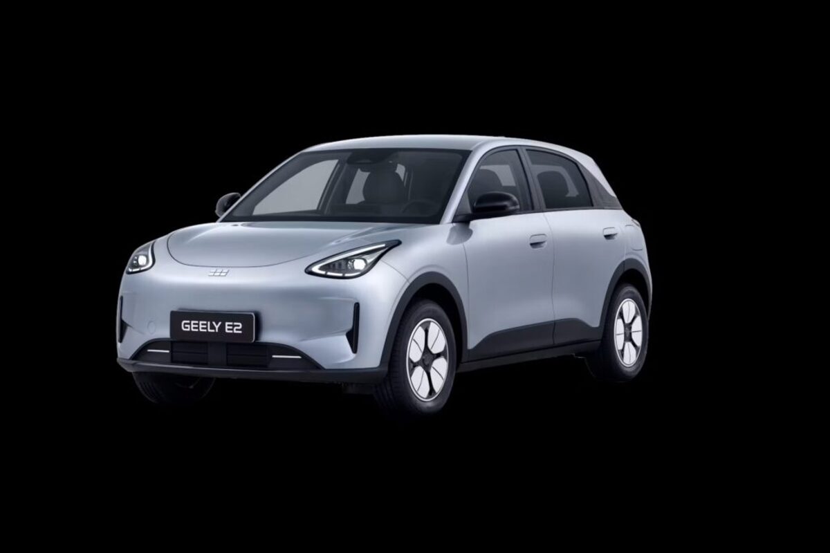 Geely E2 (6)