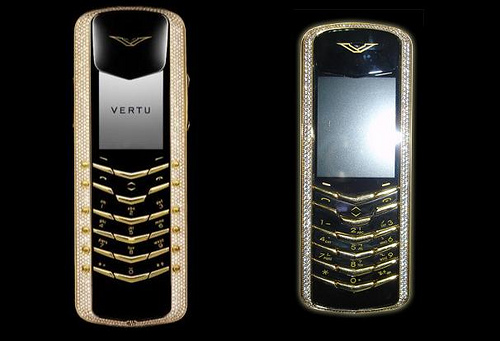 El clon chino de los móviles de lujo Vertu