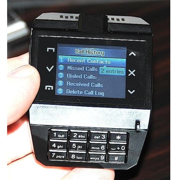 Wristfone_01