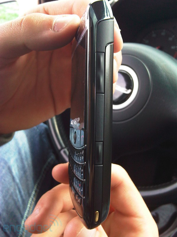 BlackBerryOnyx2