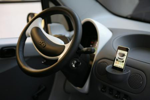 PeaPod, un coche eléctrico que arranca con el iPhone