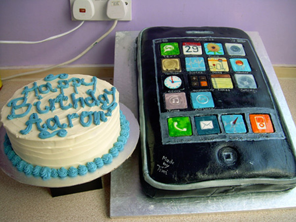 iPhone 3G Cake, una tarta gigante que imita al teléfono de Apple
