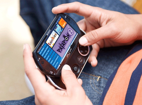 Minis, los nuevos minijuegos para PSP llegarán en octubre 3 portada minis 2
